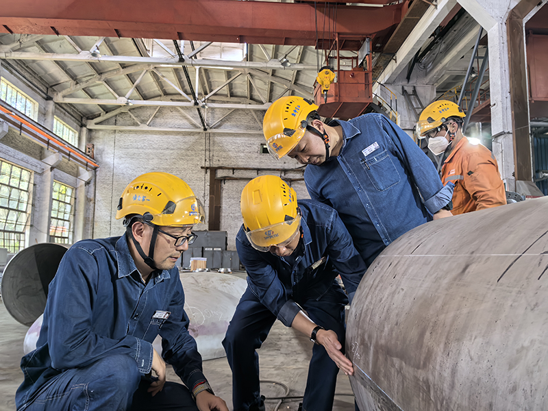 弘旭公司总经理刘小东带队督导设备制造安全生产专项检查(图3)