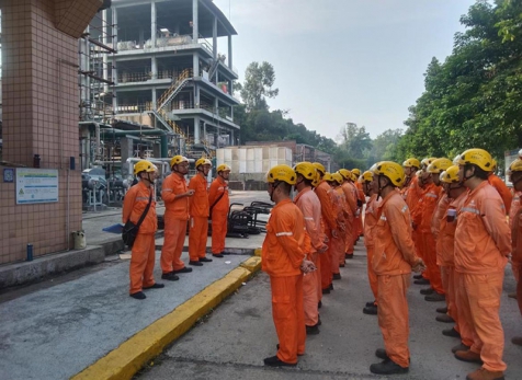 弘旭将士不畏难，上下一心战“暑”关